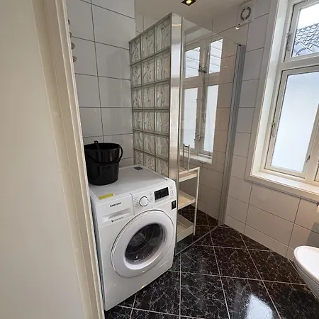 Charming In Sandviken Near Bryggen